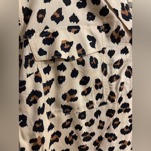 Animal Print Safari Shirt - Size 10/Large - Picture 3 of 4